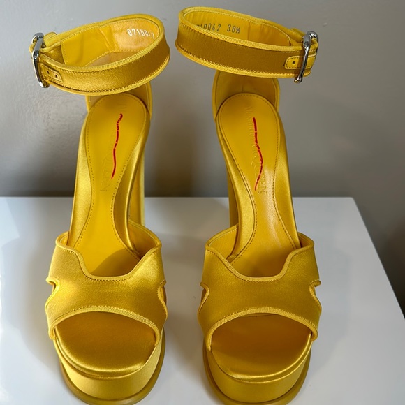 Alexander McQueen Satin Platform Ankle Strap Sandal - Picture 2 of 16